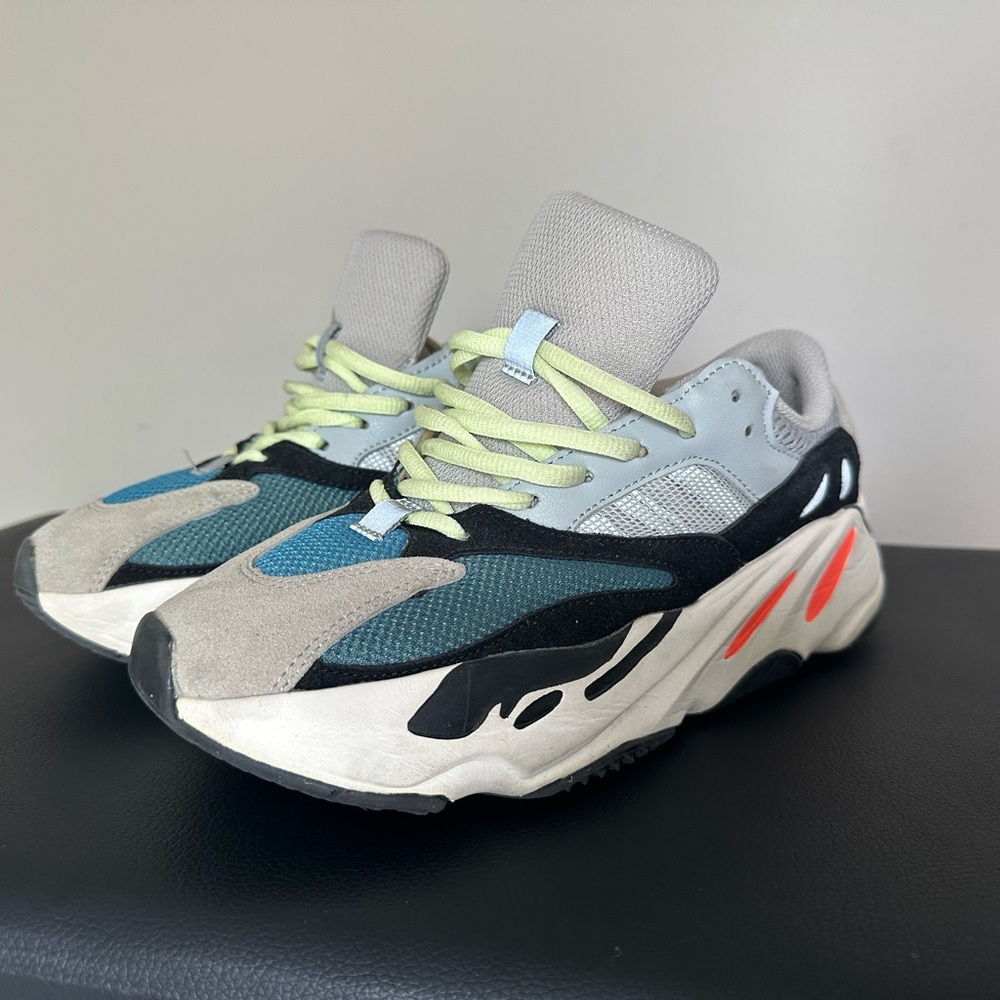 ❤️‍🔥Yeezy Boost 700 ❤️‍🔥